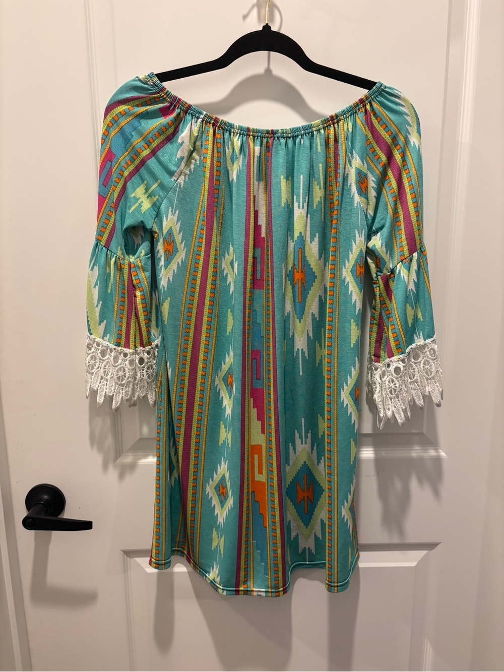 WinWin Turquoise Aztec Off-Shoulder Tunic with White Lace Trim